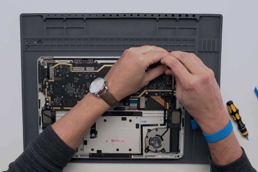 Service Provider of Microsoft Surface Laptop Motherboard Repair in Noida, Uttar Pradesh, India.